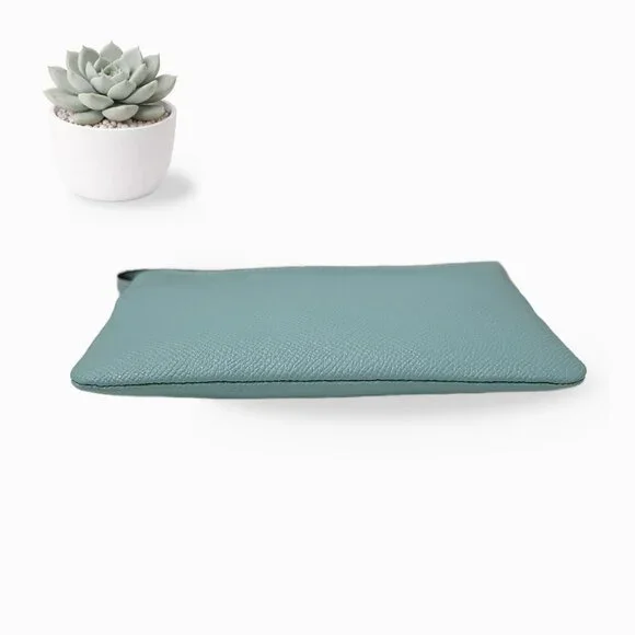 COACH Seafoam Green Blue Pebbled Leather Zip Wristlet Purse - Picture 3 of 5